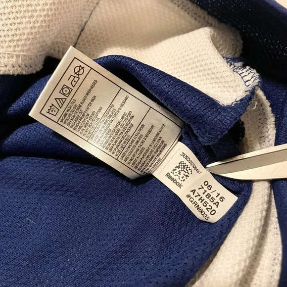 Toronto Maple Leafs Connor Brown Reebok Jersey No 12 Mens Size  Medium Flaws - Picture 12 of 16